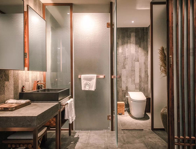 LIJIANG MONTH HOTEL